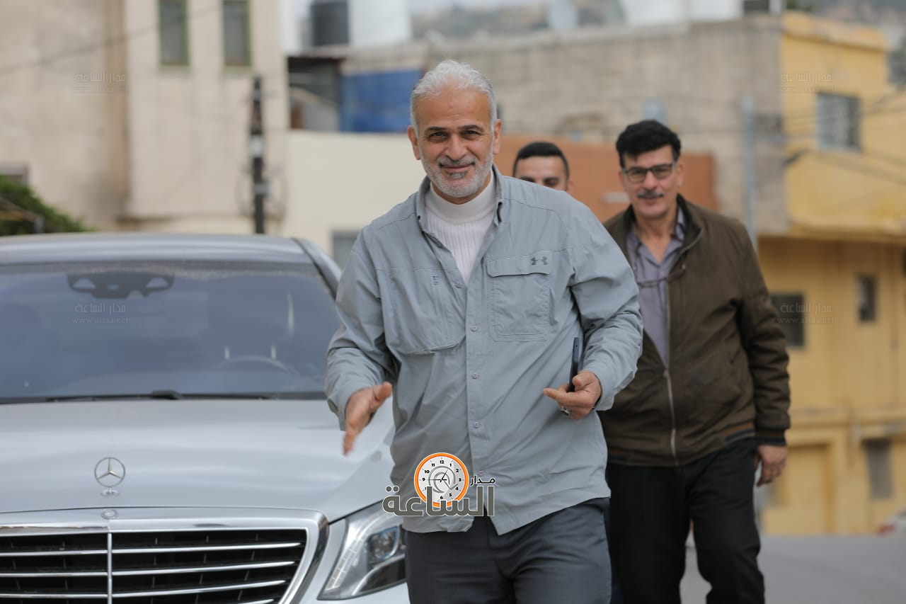 Madar Al-Saa Images 0.4595768111961974