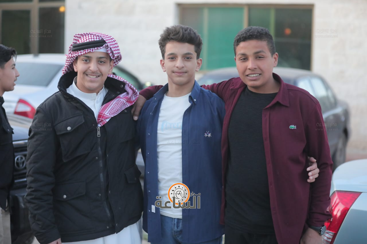 Madar Al-Saa Images 0.06801600329379631