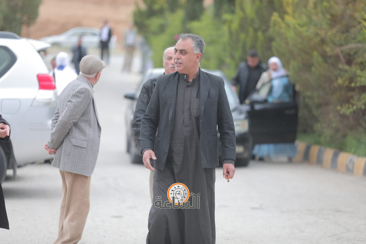 Madar Al-Saa Images 0.7175912782992614