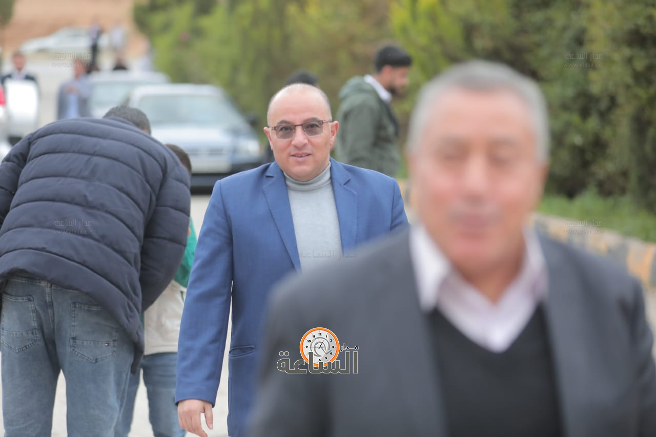 Madar Al-Saa Images 0.27579976120214933