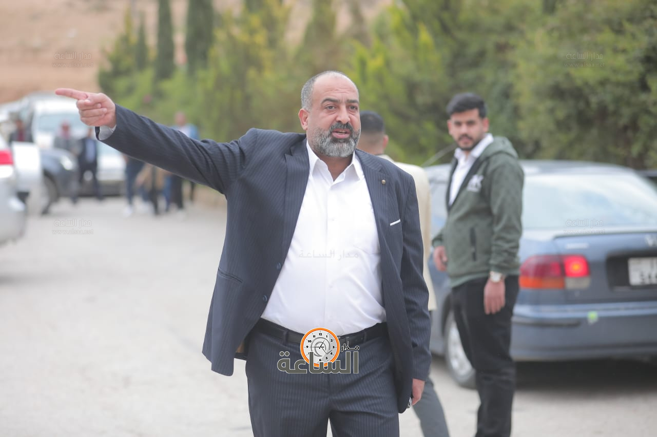 Madar Al-Saa Images 0.0027374779581950115