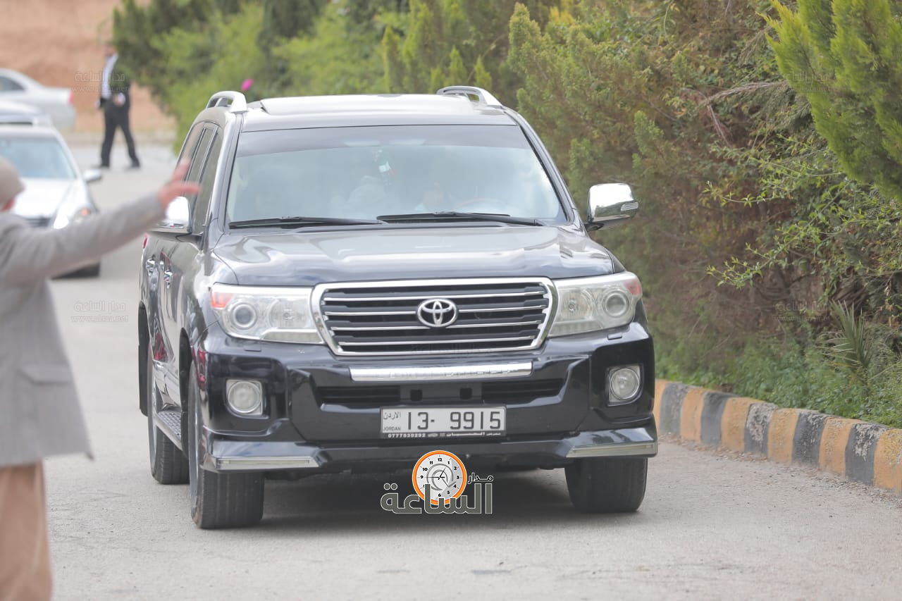 Madar Al-Saa Images 0.26189036616995065