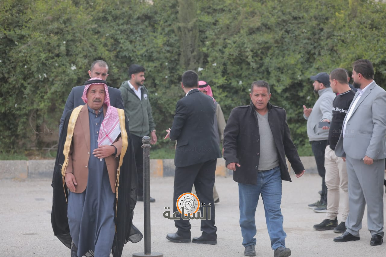 Madar Al-Saa Images 0.5844553580039552