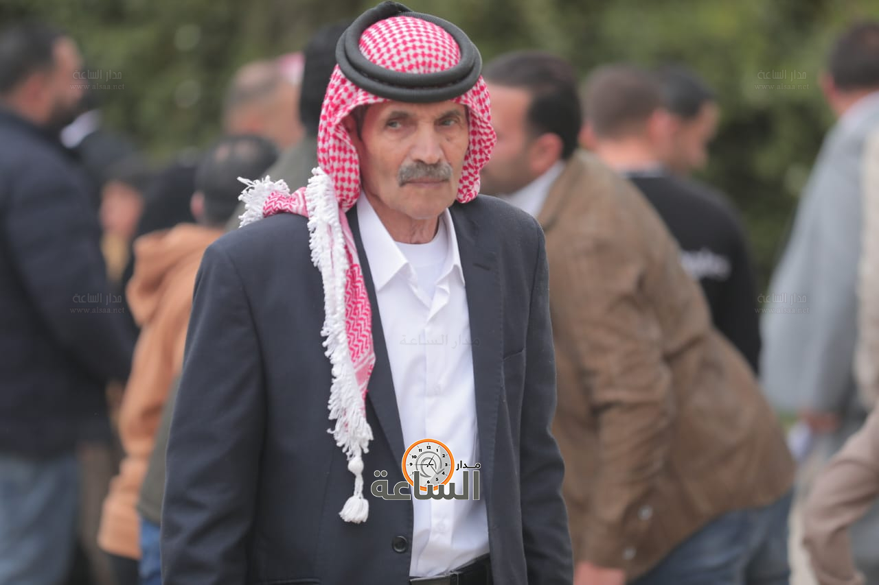 Madar Al-Saa Images 0.4504610619282371