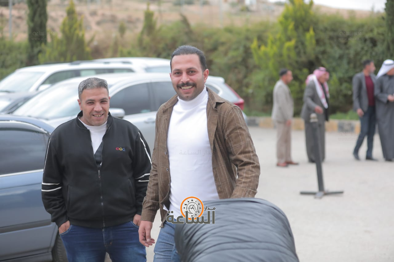 Madar Al-Saa Images 0.4065751103380407