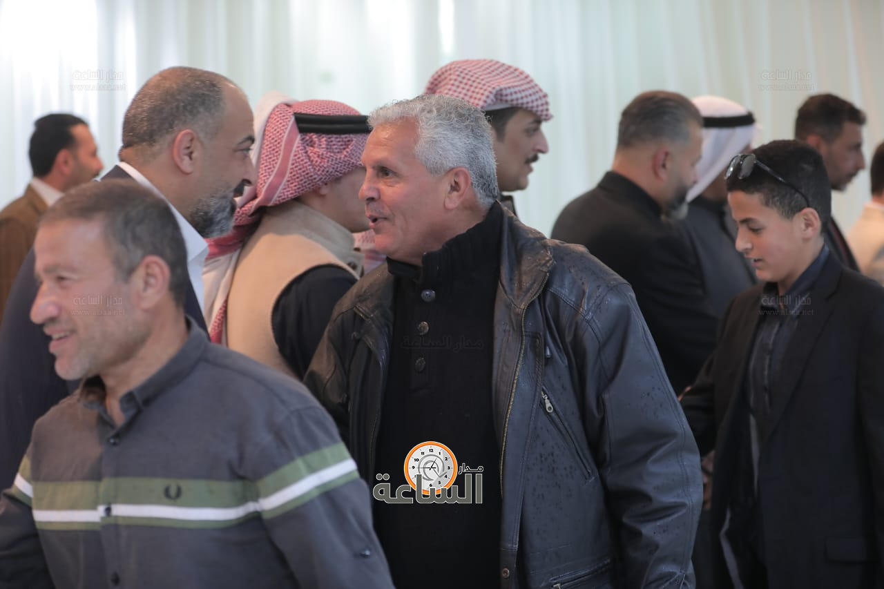 Madar Al-Saa Images 0.47263850057681345