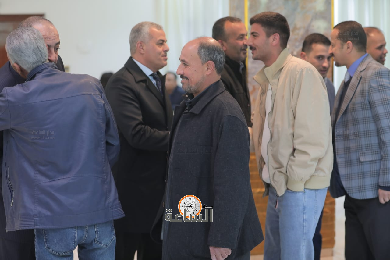 Madar Al-Saa Images 0.8678148045354712