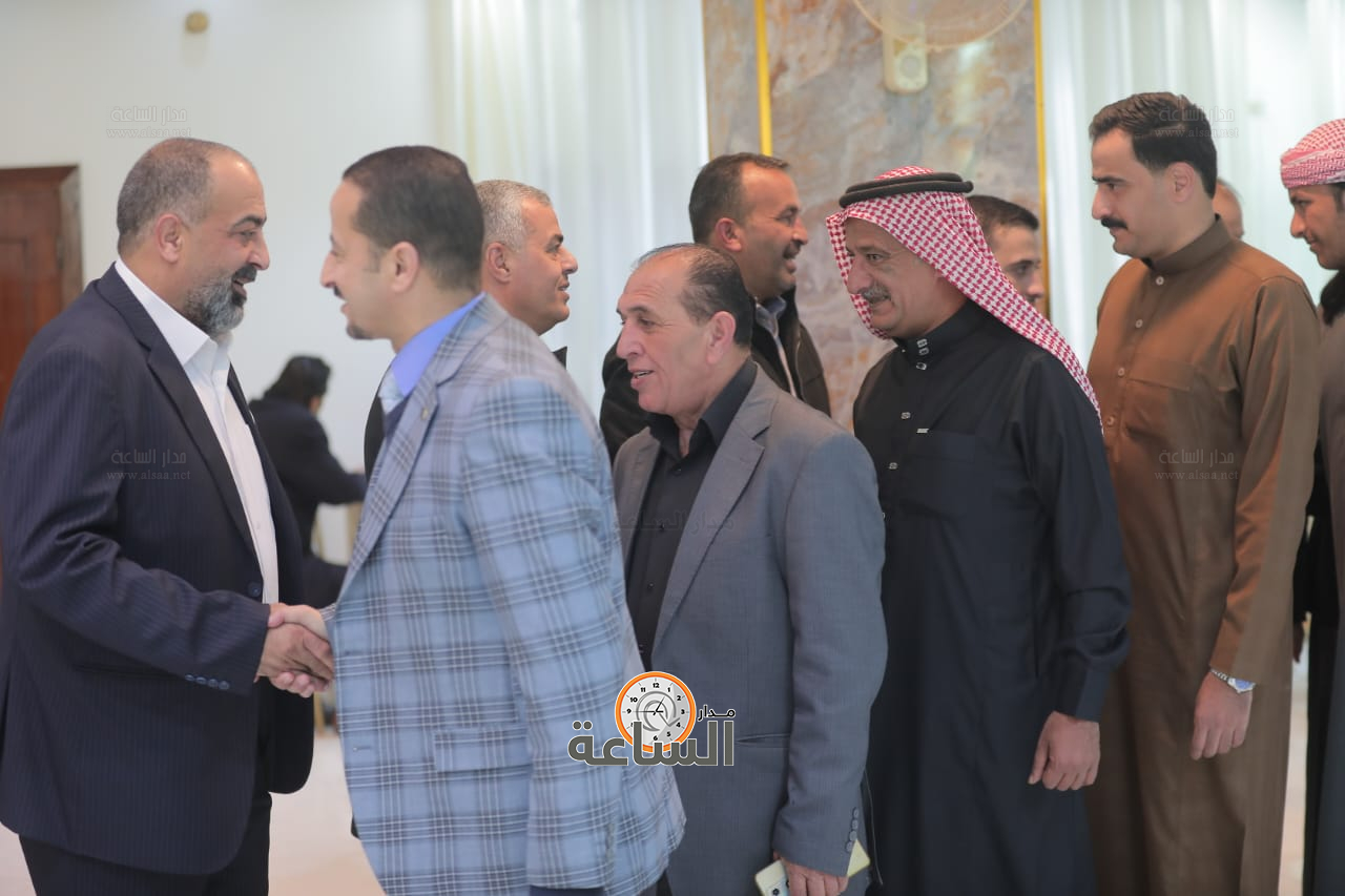 Madar Al-Saa Images 0.3519050217076811