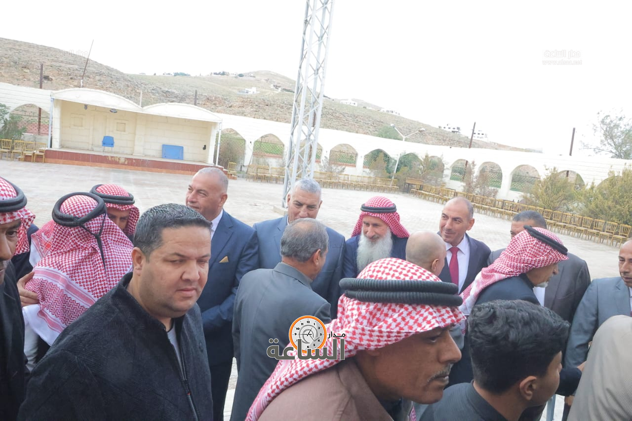 Madar Al-Saa Images 0.7711541217243798