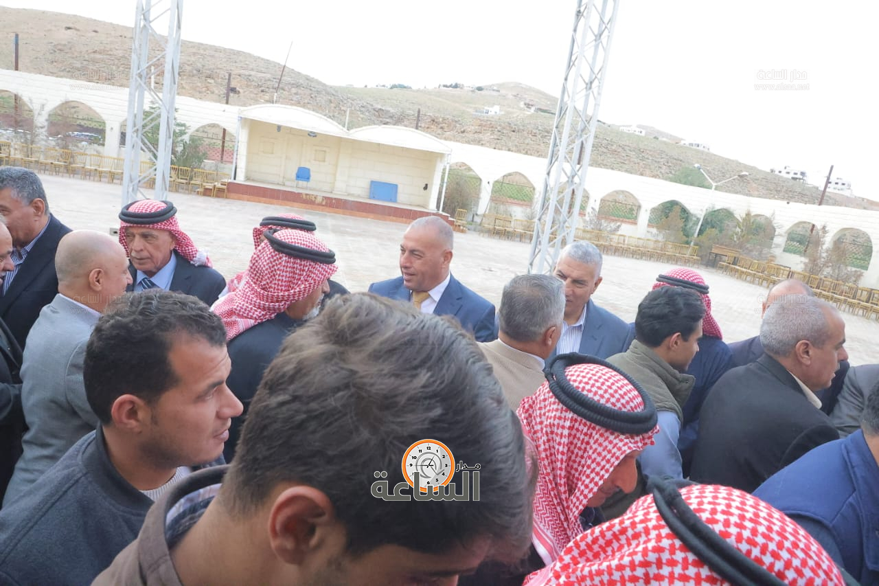 Madar Al-Saa Images 0.14266277354675205