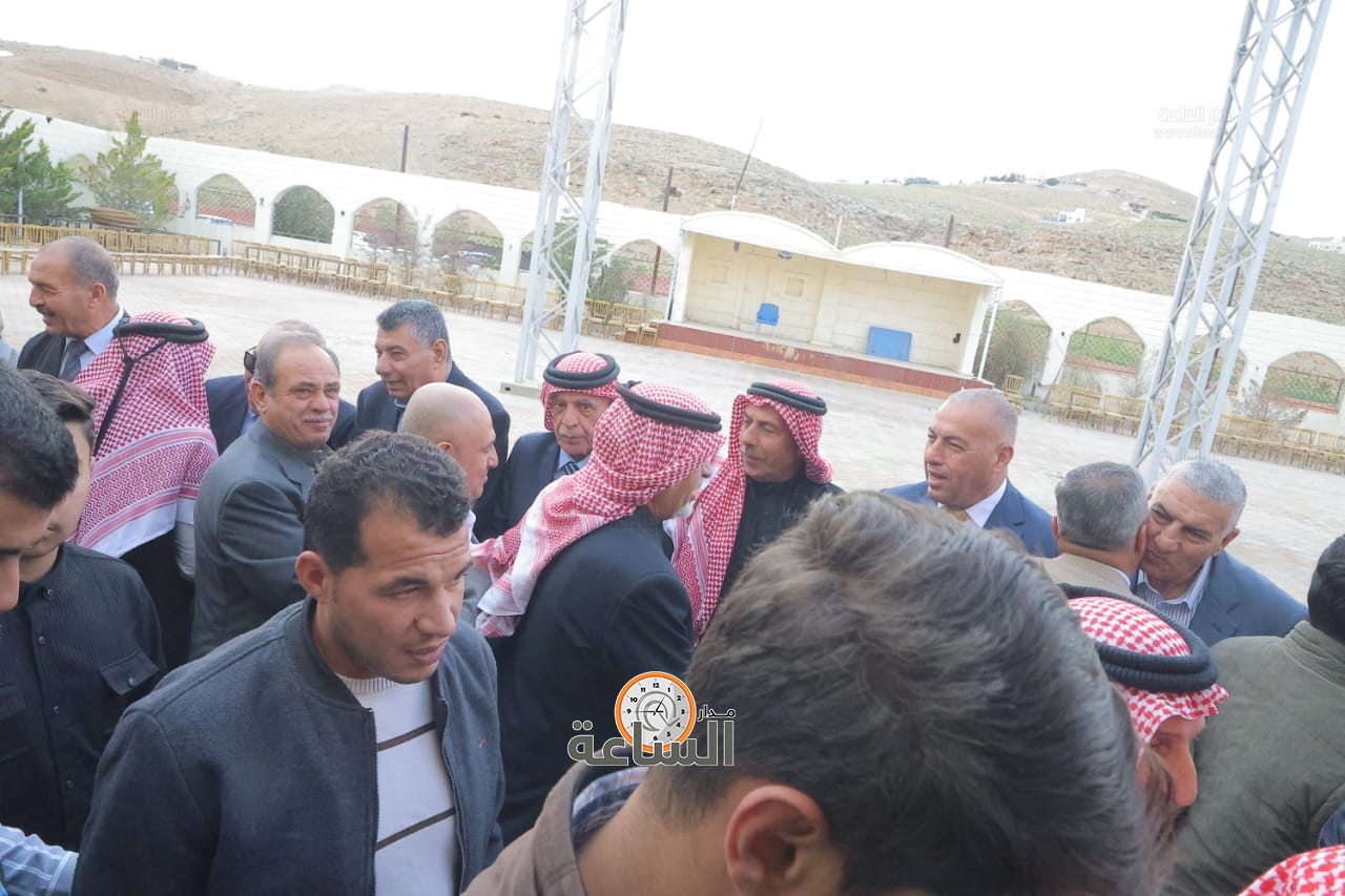 Madar Al-Saa Images 0.22949182073168617