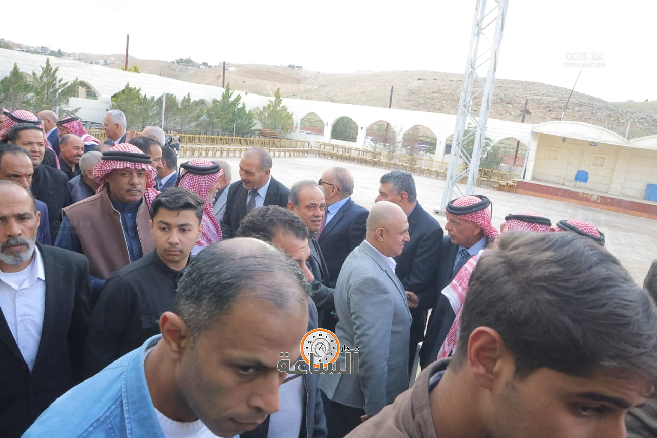 Madar Al-Saa Images 0.23963486213059448