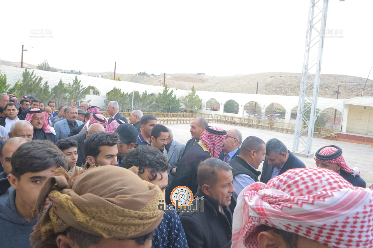 Madar Al-Saa Images 0.061745360084505485