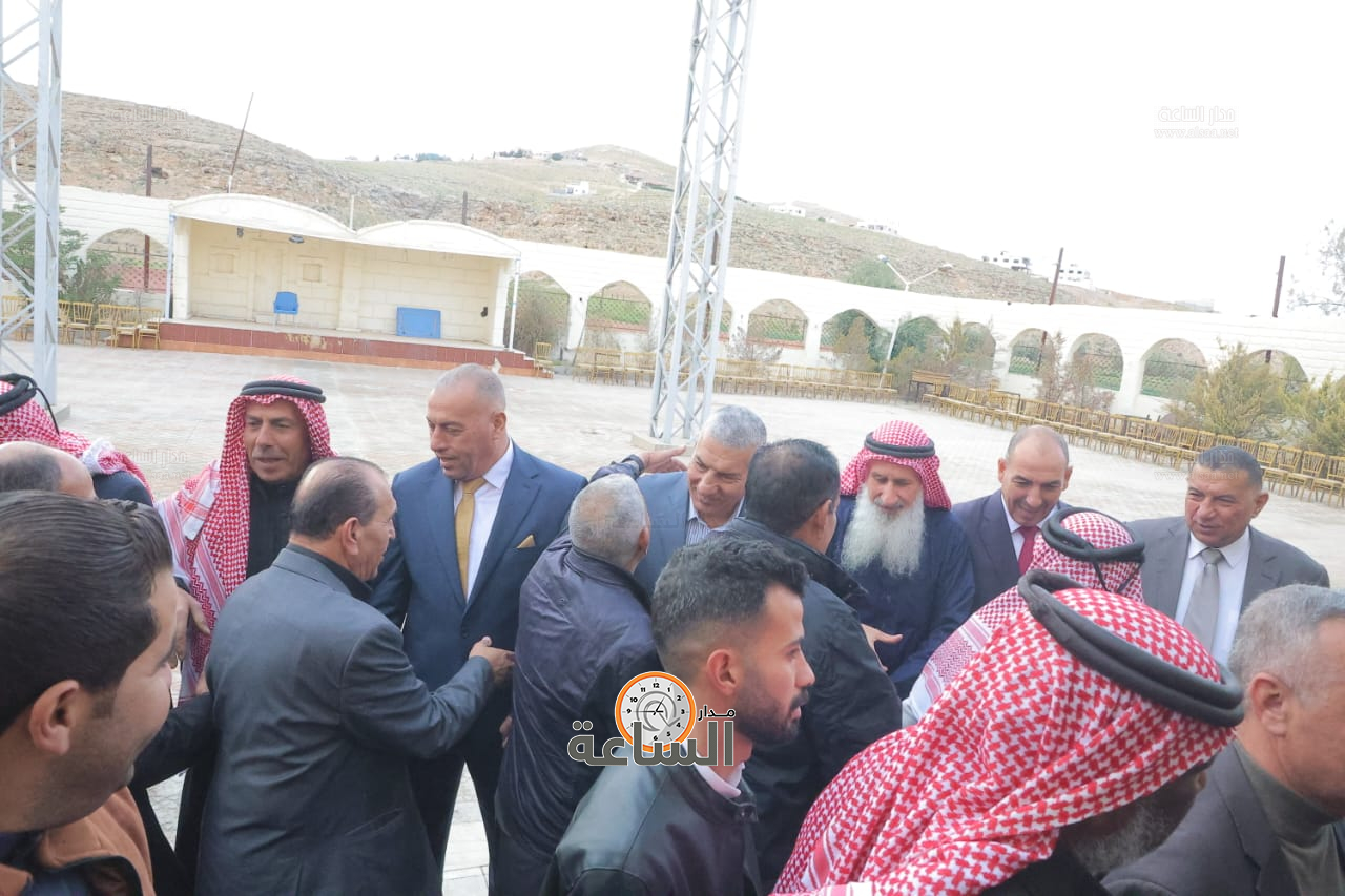 Madar Al-Saa Images 0.4214649707531585