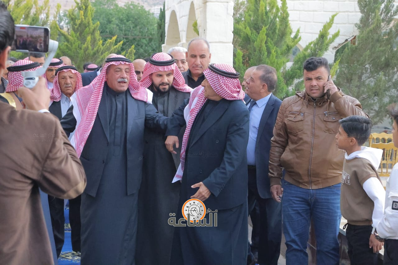 Madar Al-Saa Images 0.3714007866725594