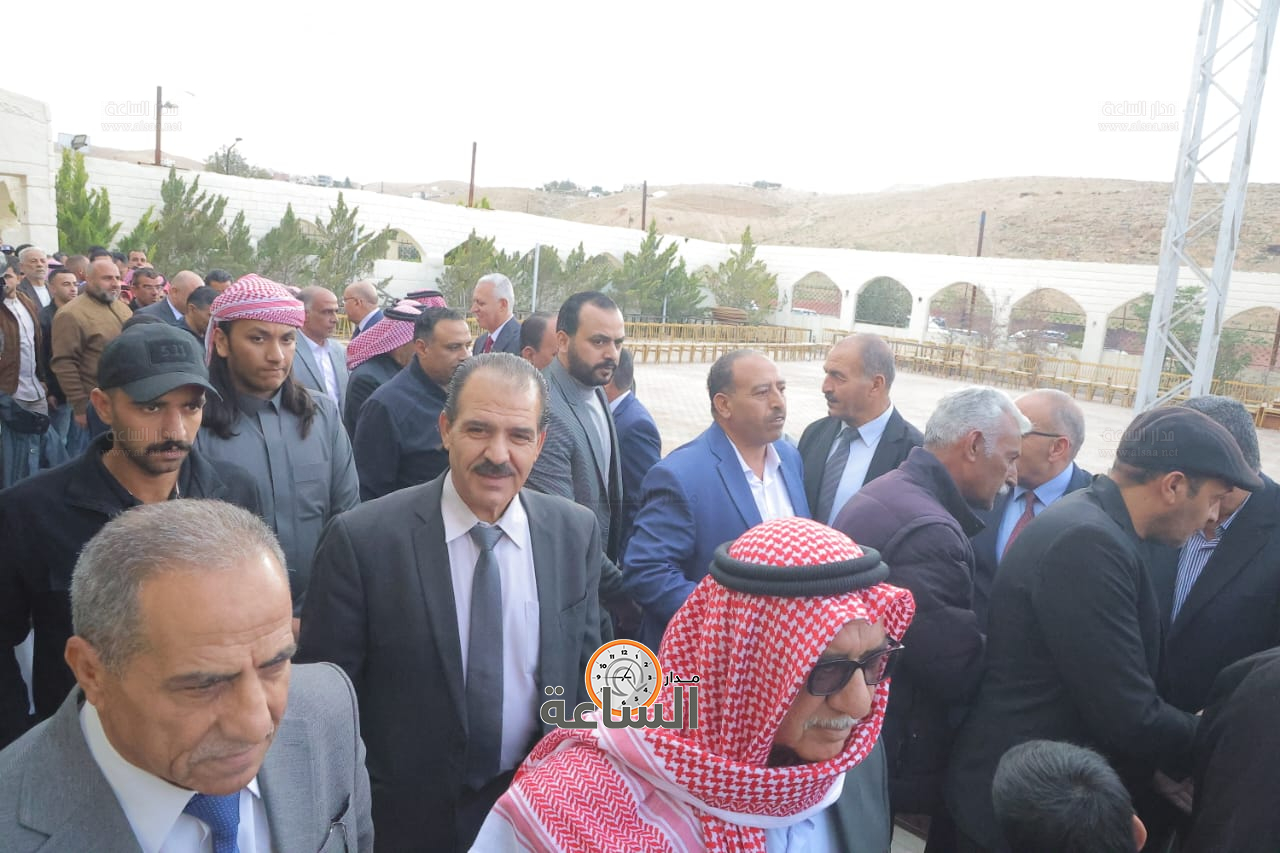 Madar Al-Saa Images 0.958751645955619