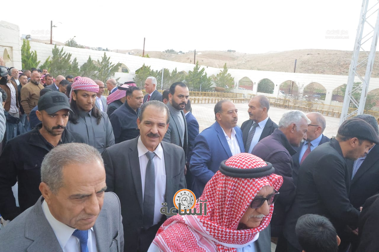 Madar Al-Saa Images 0.34705818085420437