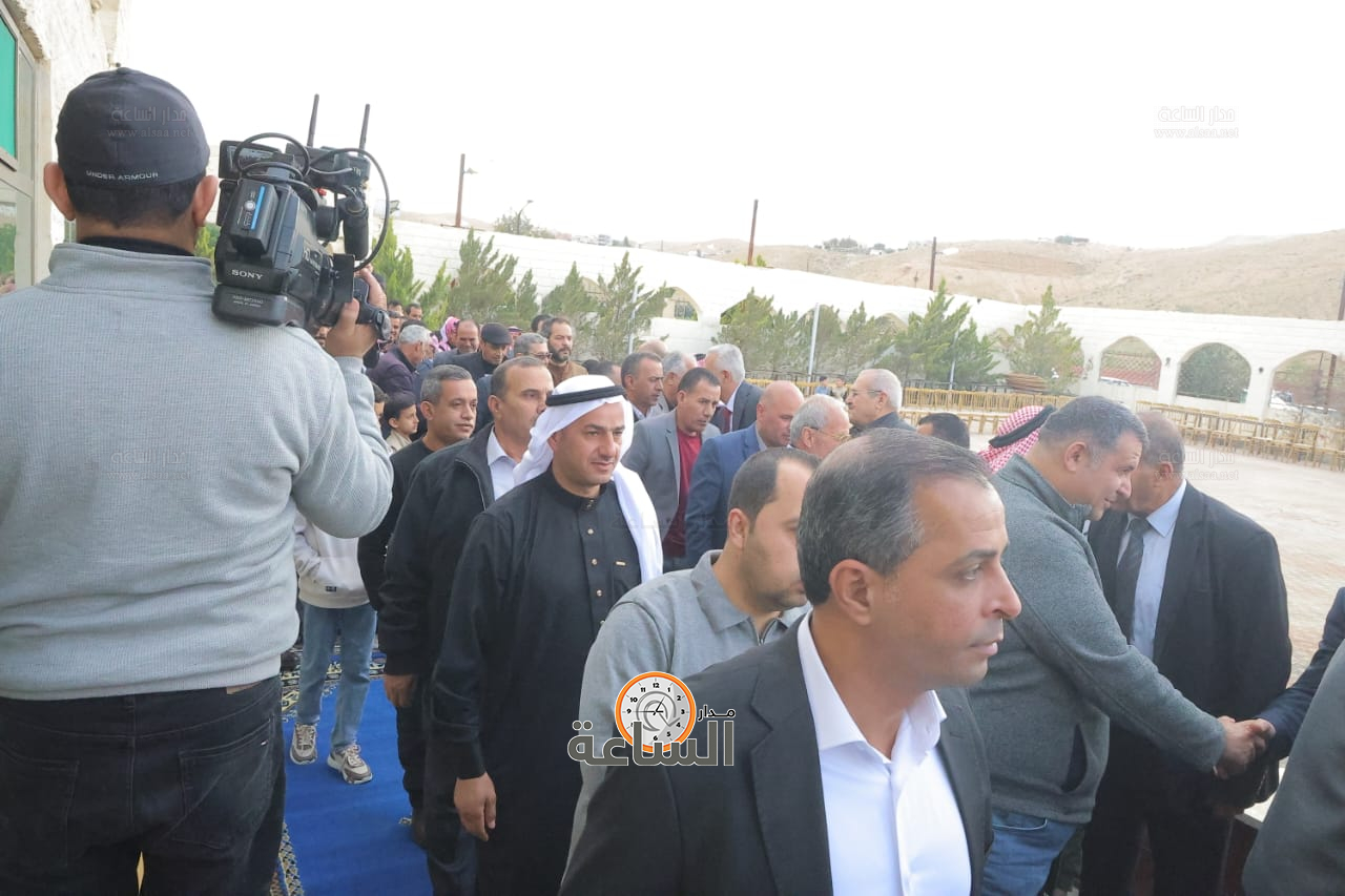 Madar Al-Saa Images 0.7058120875679138