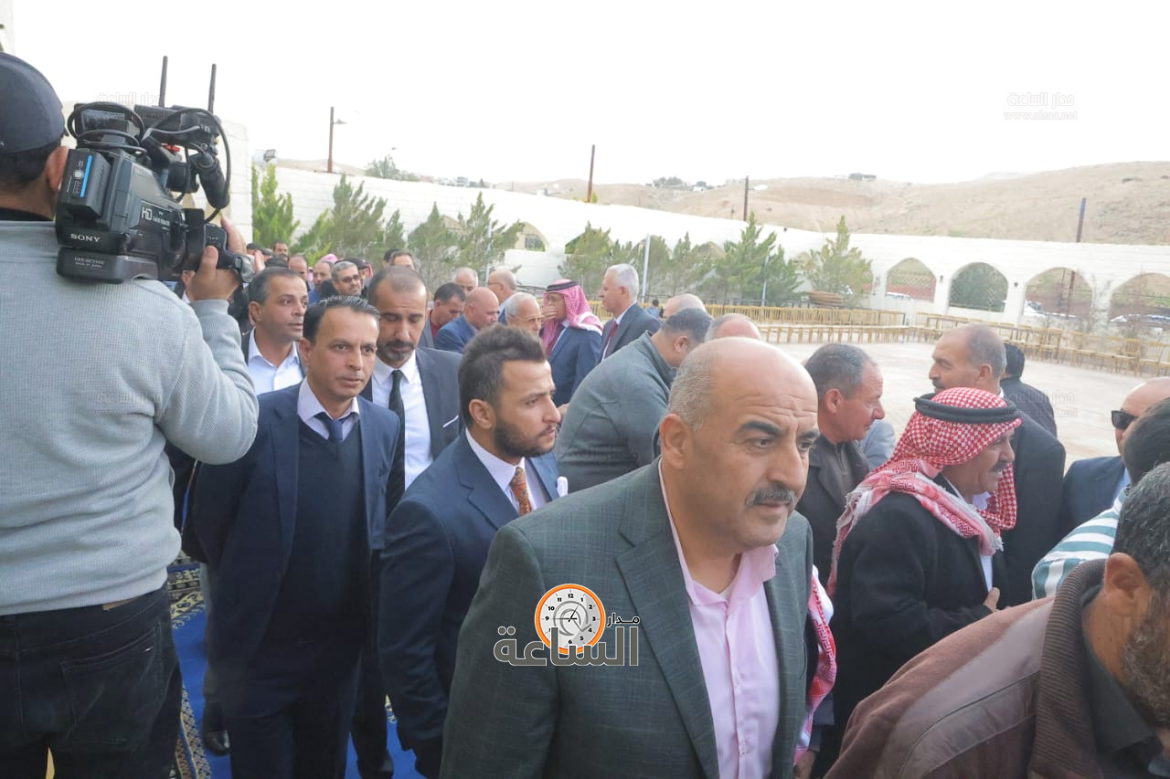 Madar Al-Saa Images 0.5067516016809892