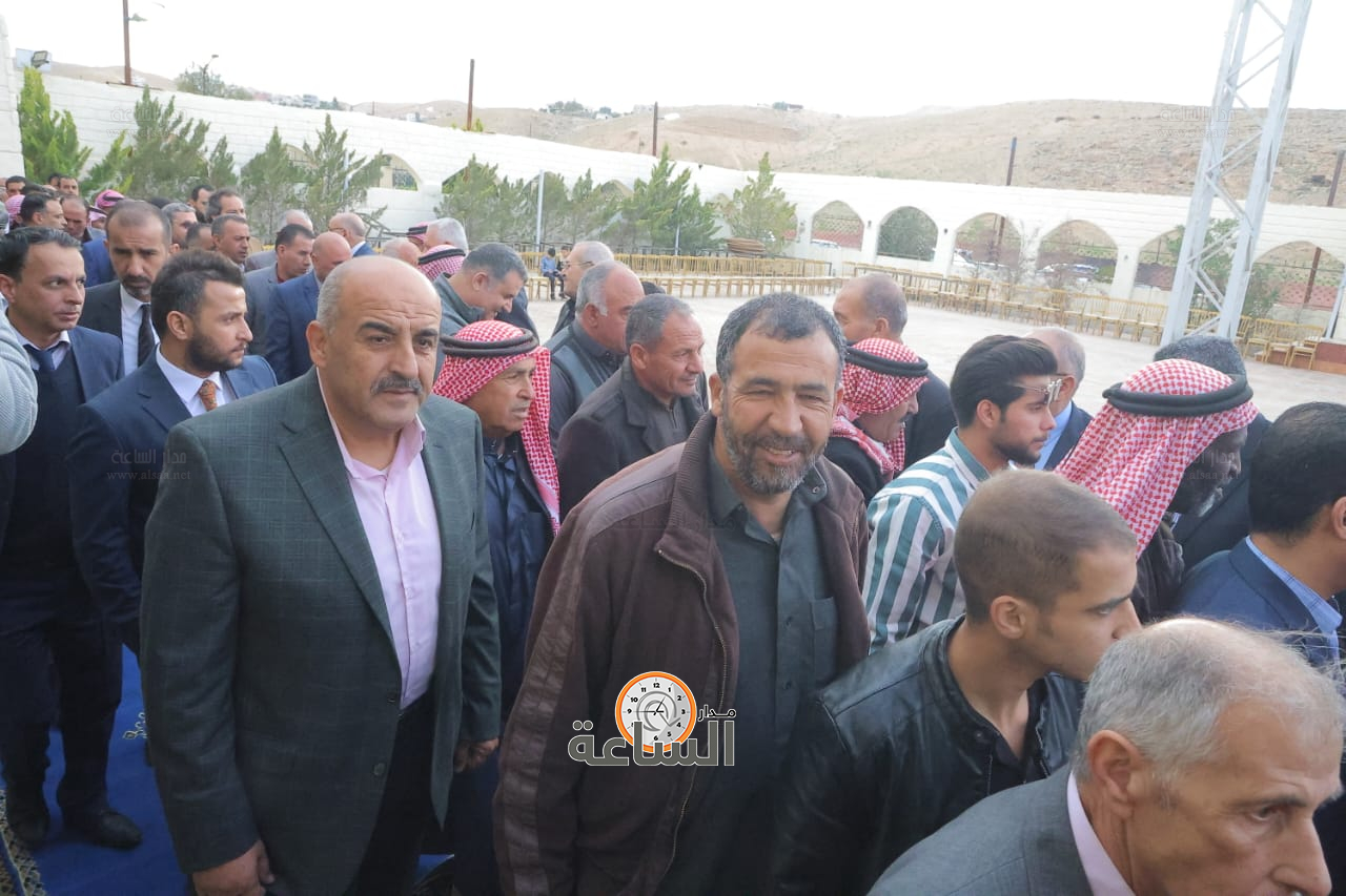 Madar Al-Saa Images 0.4592510706451305