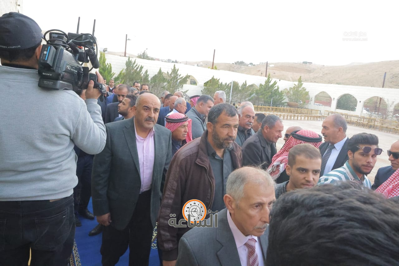 Madar Al-Saa Images 0.3248265790431031