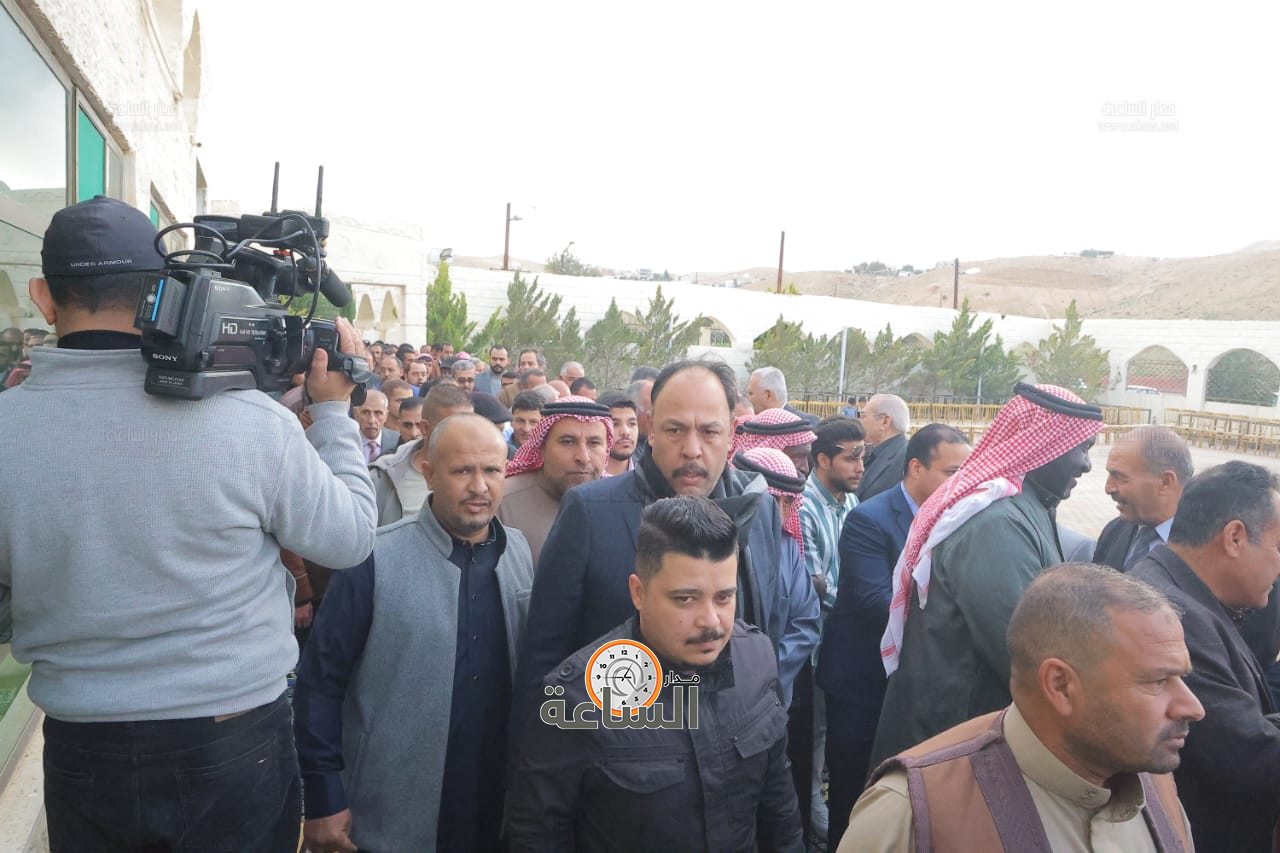 Madar Al-Saa Images 0.04616796243374055