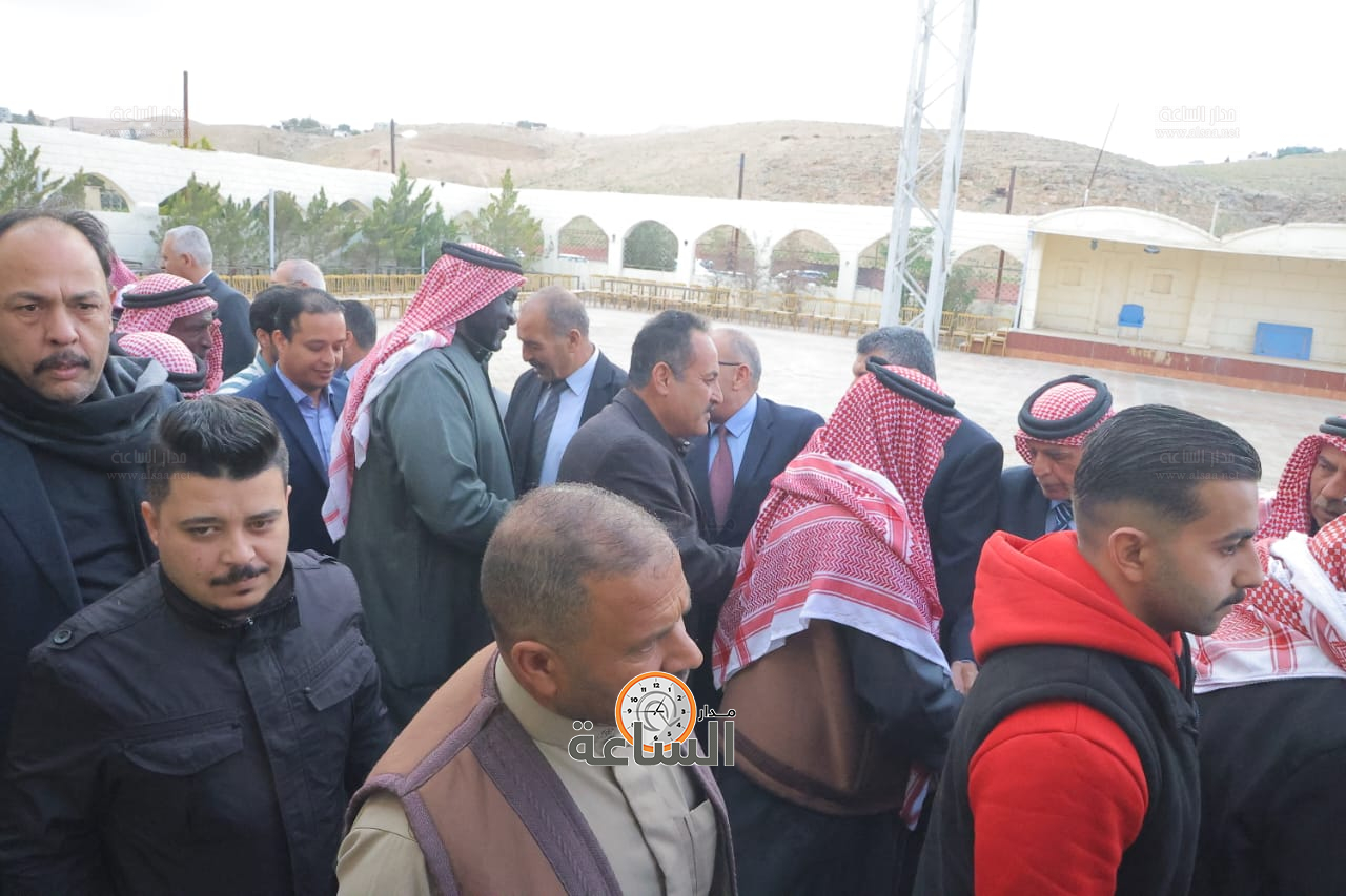 Madar Al-Saa Images 0.9285005665148018