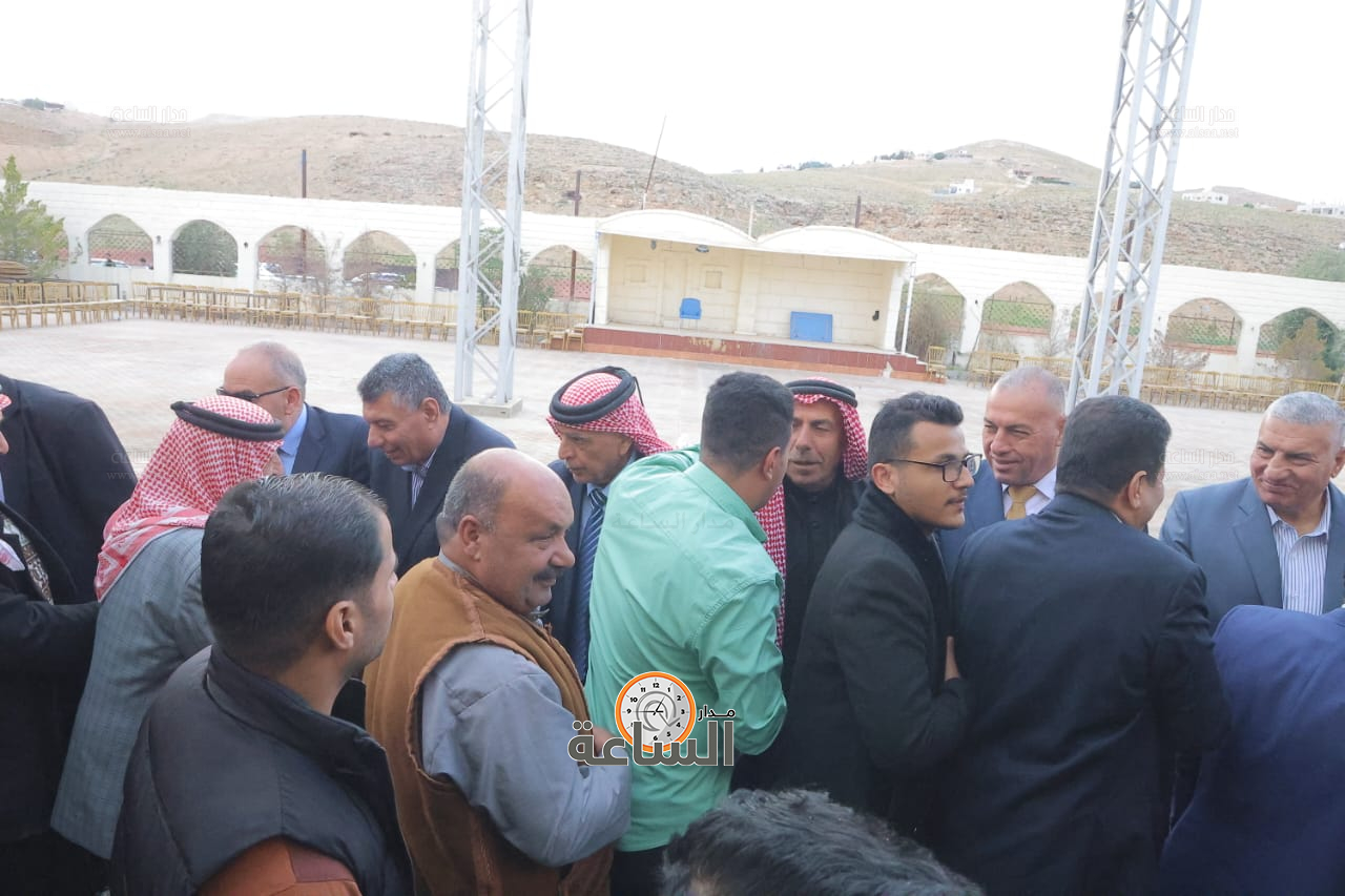 Madar Al-Saa Images 0.053819709642844216