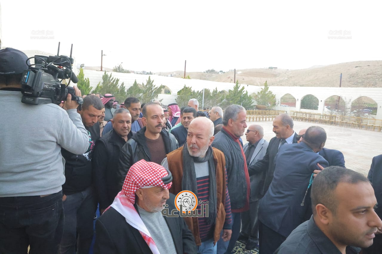 Madar Al-Saa Images 0.06538783725254549