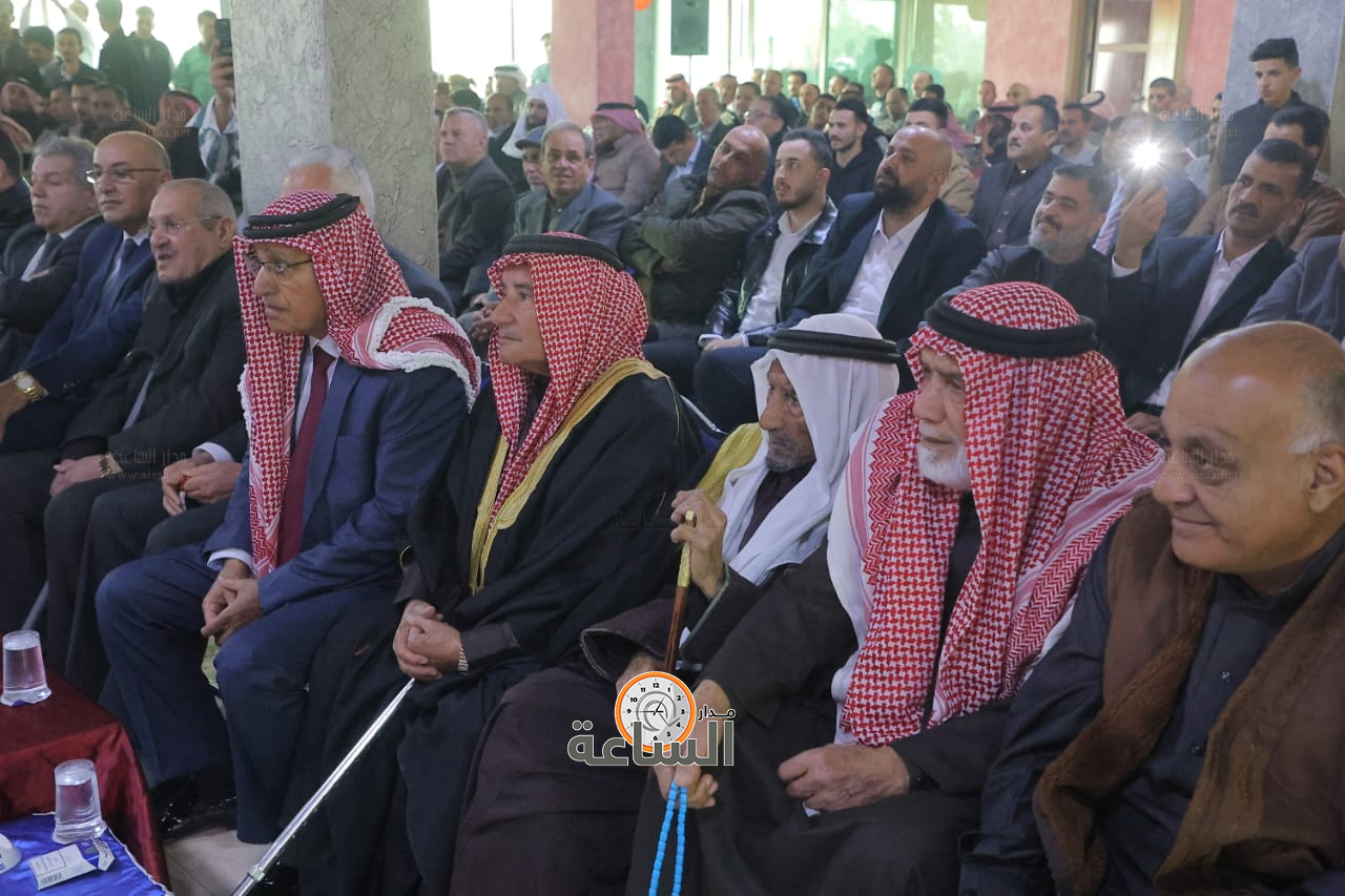 Madar Al-Saa Images 0.01594336588339007