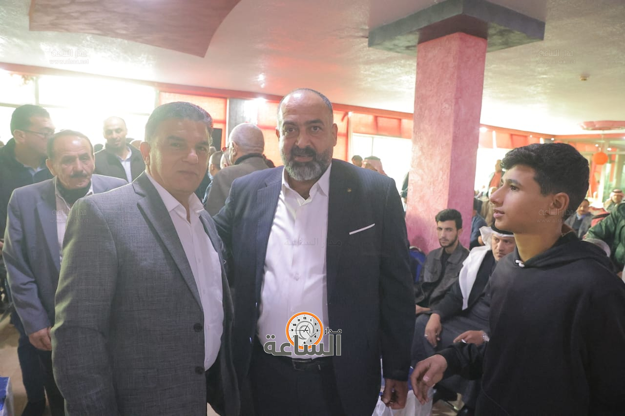 Madar Al-Saa Images 0.9846499181719804