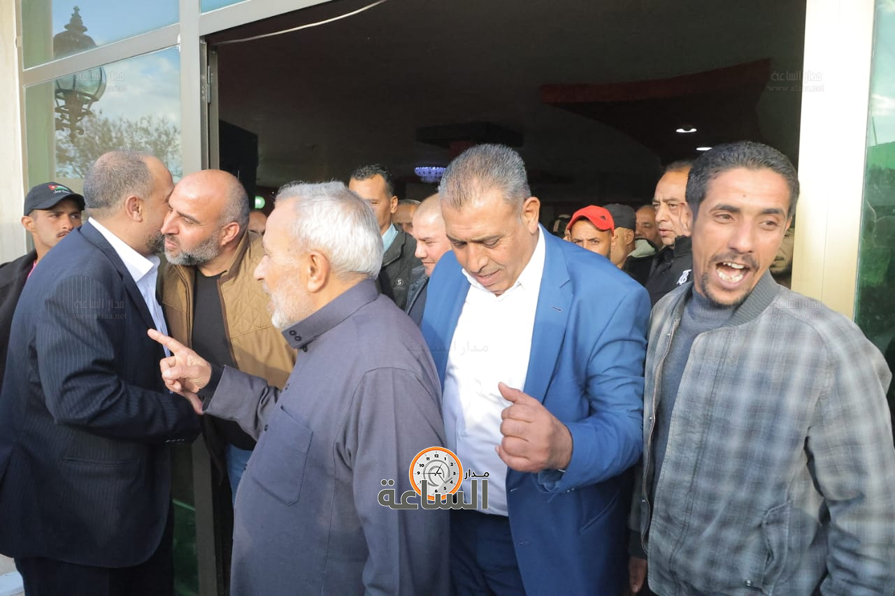 Madar Al-Saa Images 0.39110485650713467