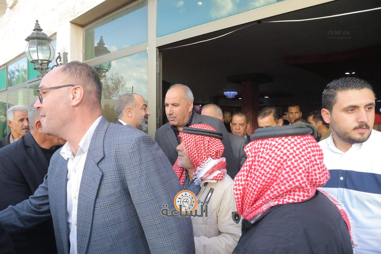 Madar Al-Saa Images 0.37346894494850014