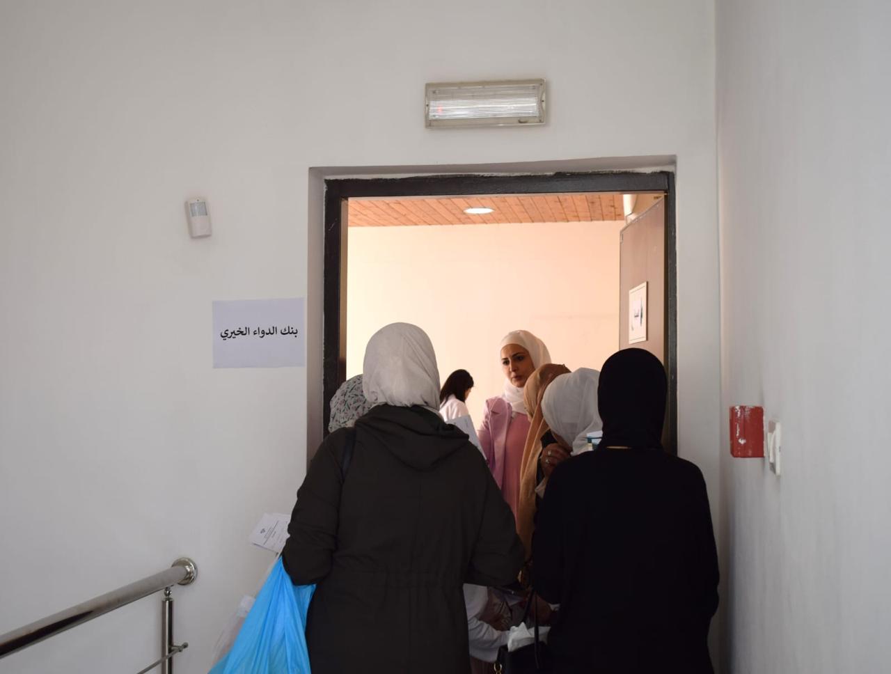 Madar Al-Saa Images 0.00790437360332874