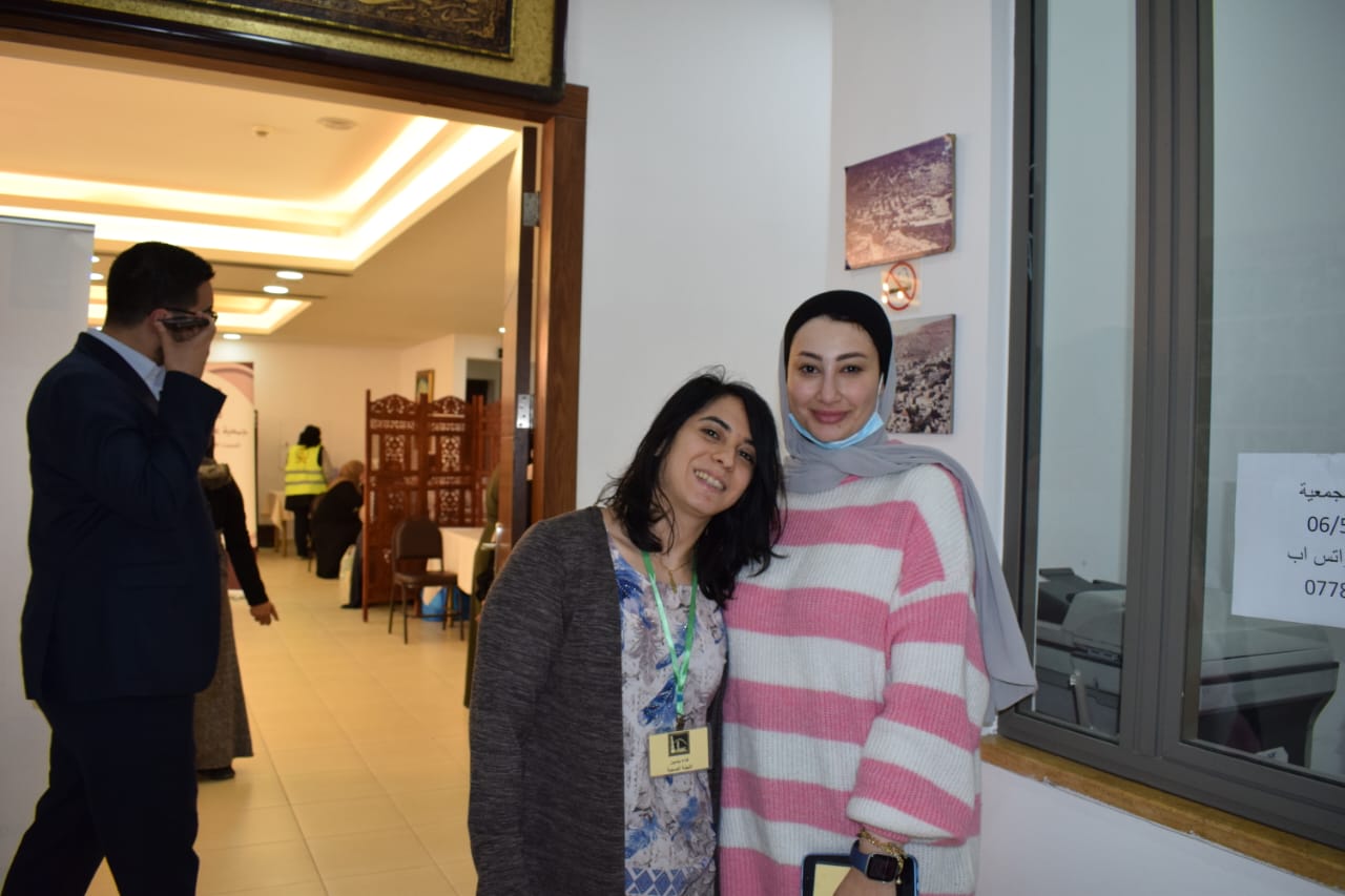 Madar Al-Saa Images 0.04004460962267975