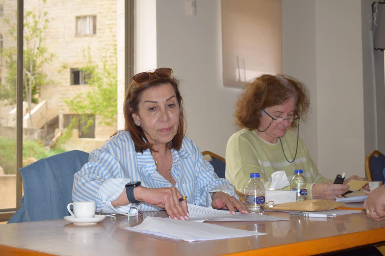 Madar Al-Saa Images 0.5260292552594747