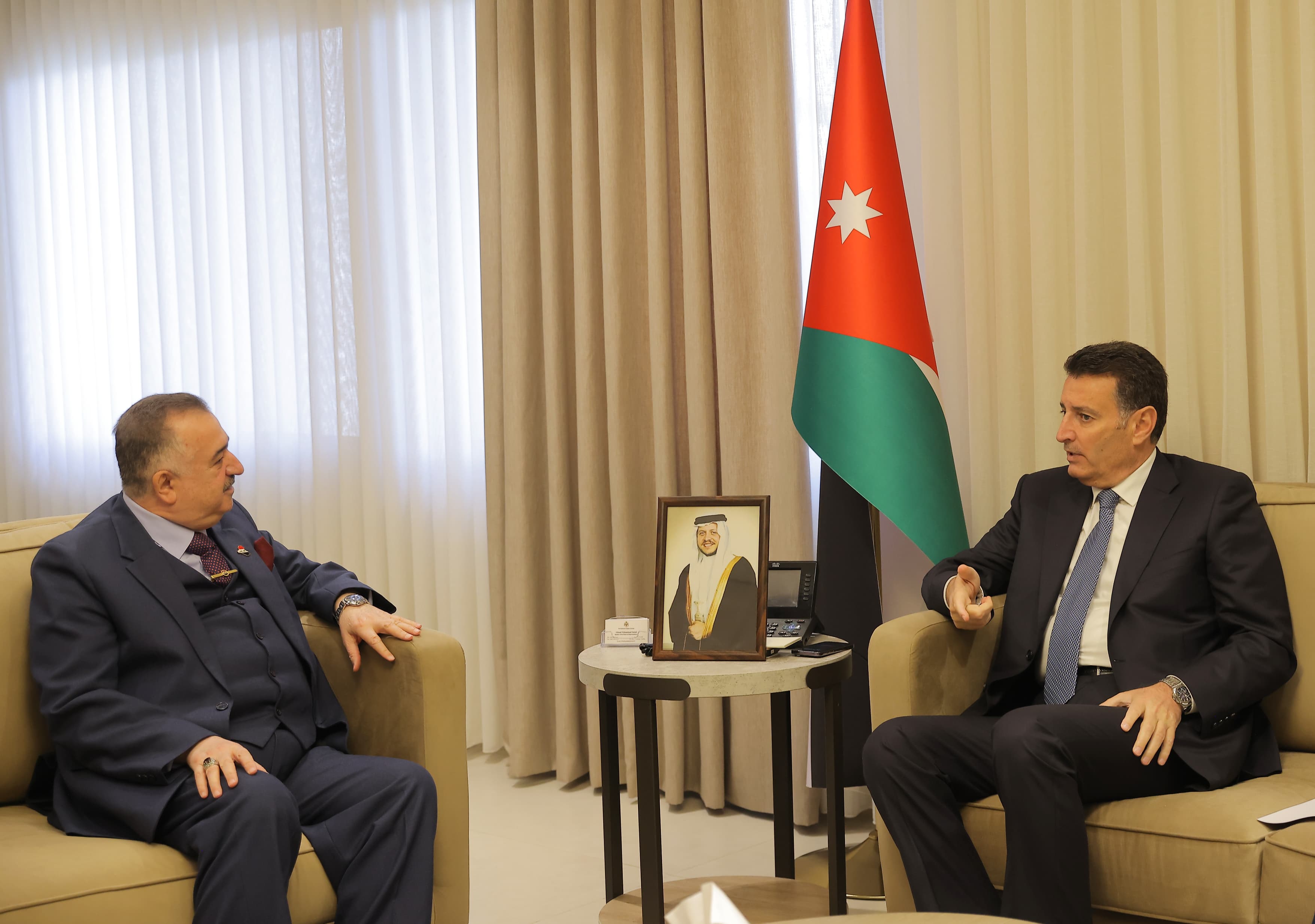 Madar Al-Saa Images 0.33101222000702457