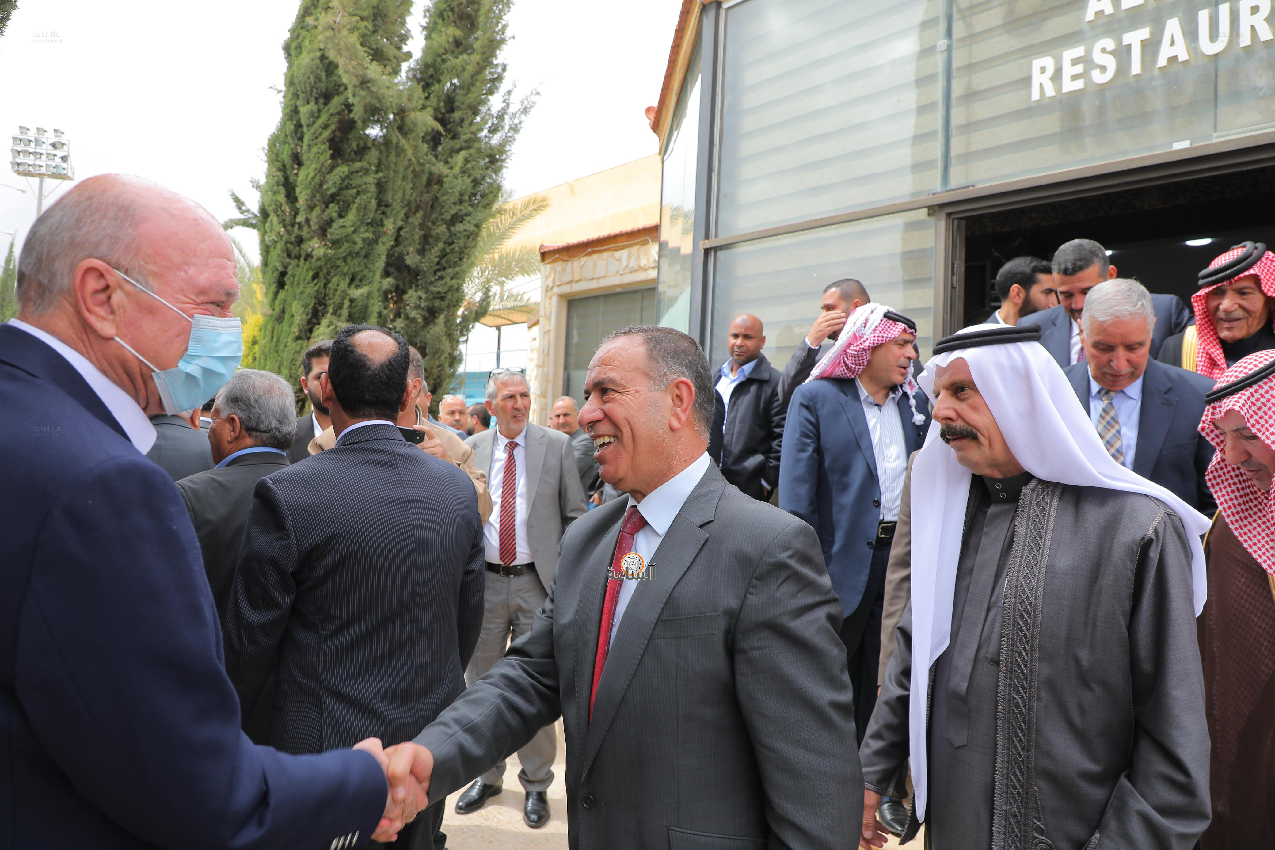 Madar Al-Saa Images 0.11934787947443204