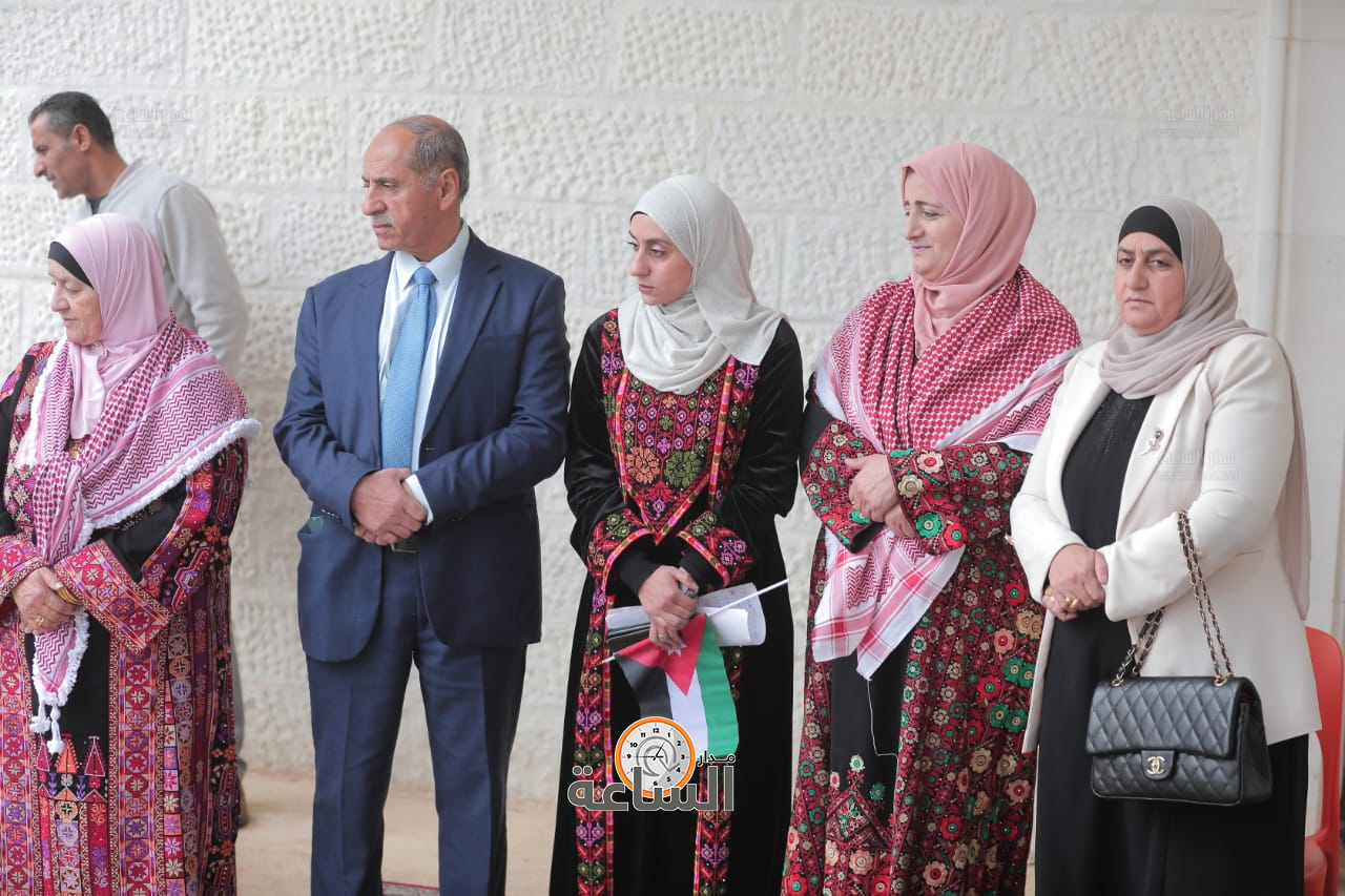 Madar Al-Saa Images 0.7840716968467881