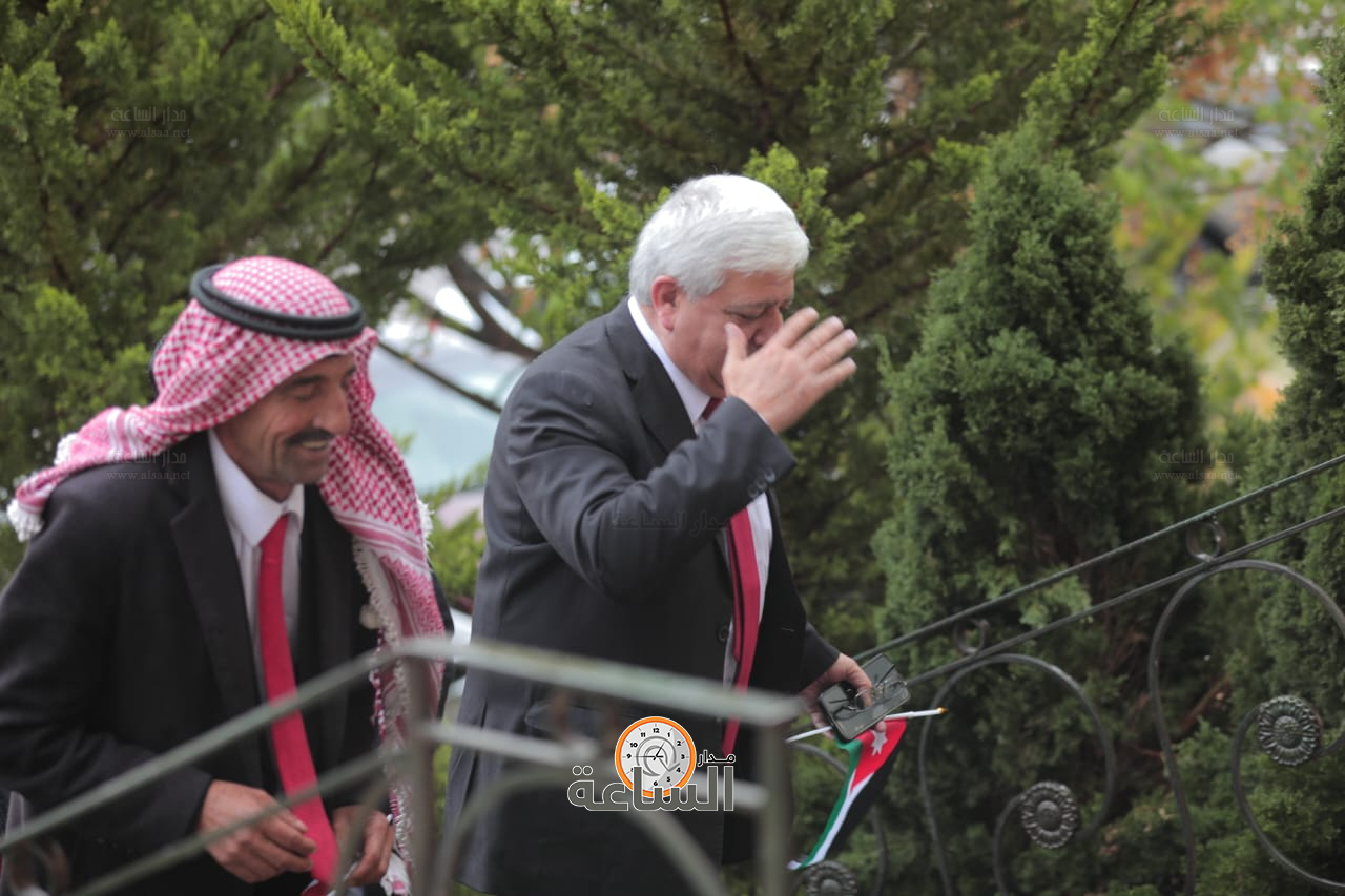 Madar Al-Saa Images 0.3270297591683883