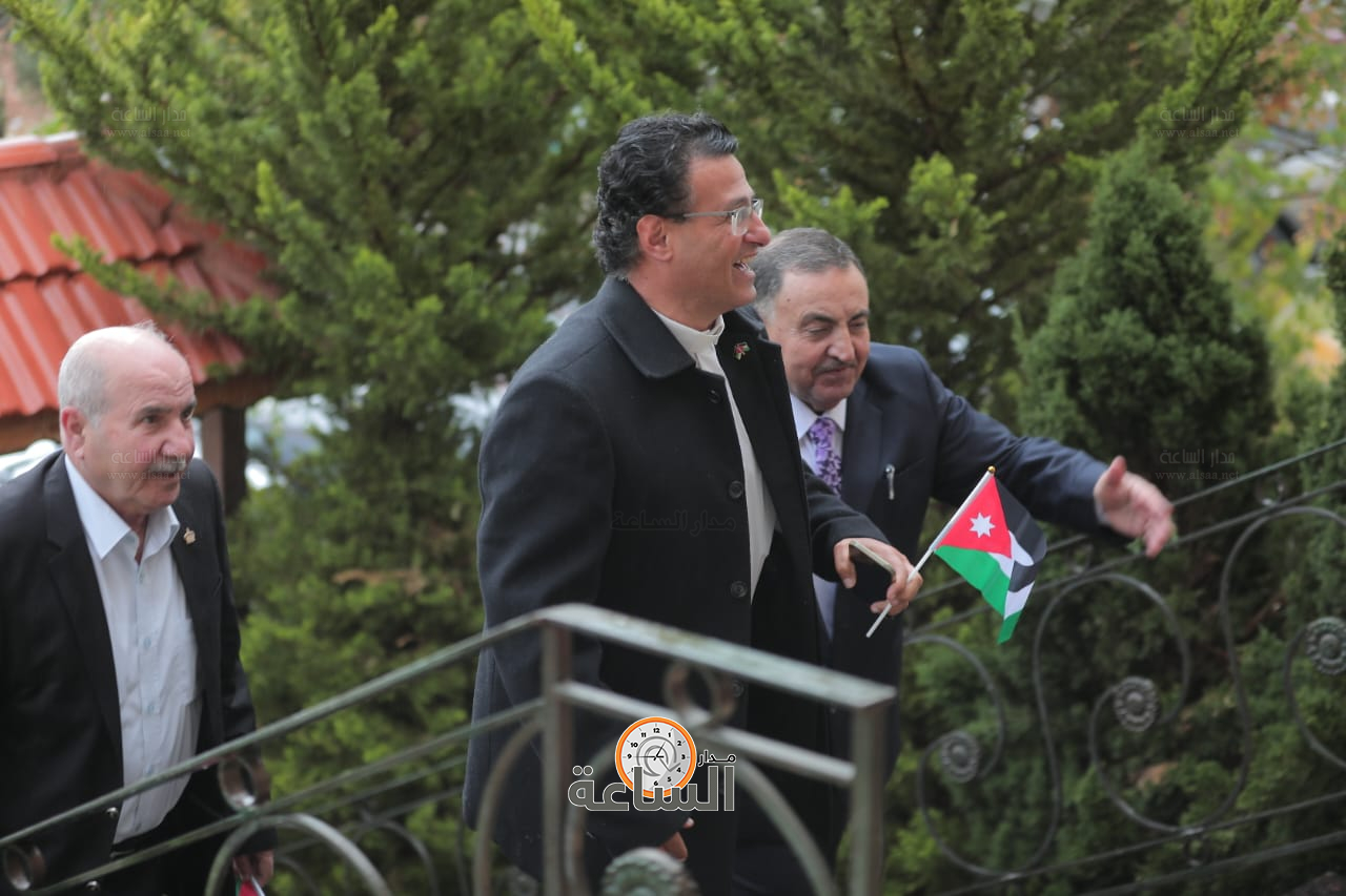 Madar Al-Saa Images 0.28713413693021217