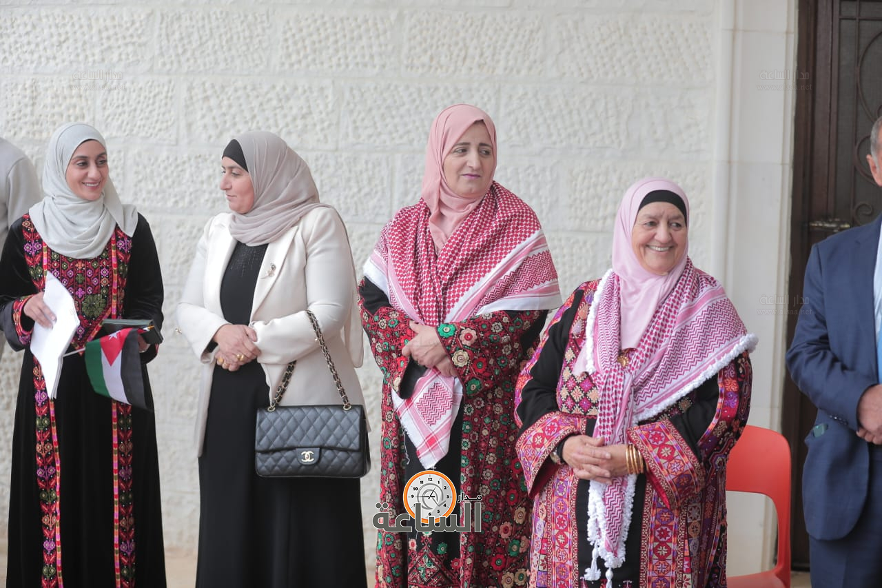 Madar Al-Saa Images 0.6949690272622908