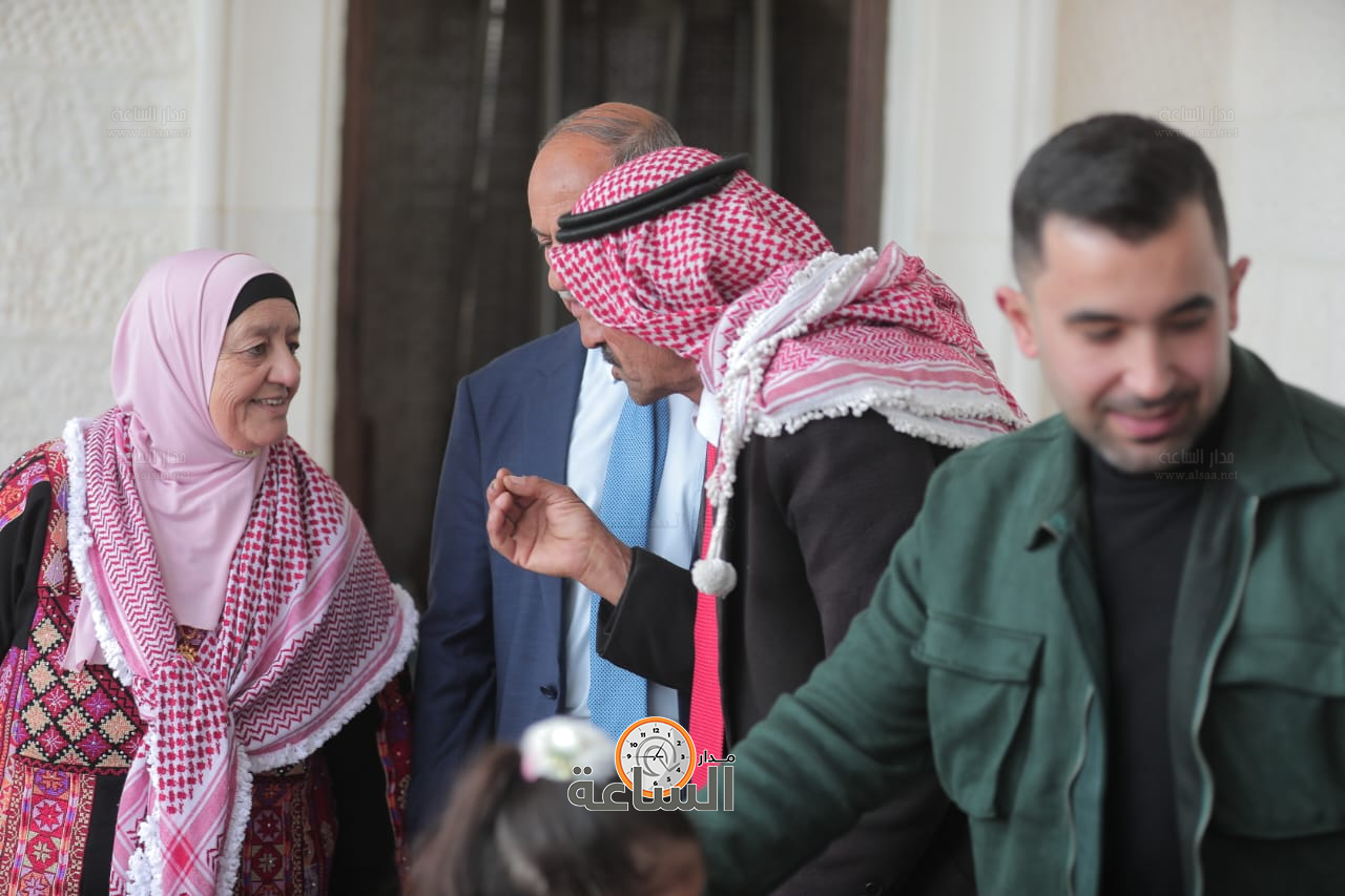 Madar Al-Saa Images 0.723556335145653