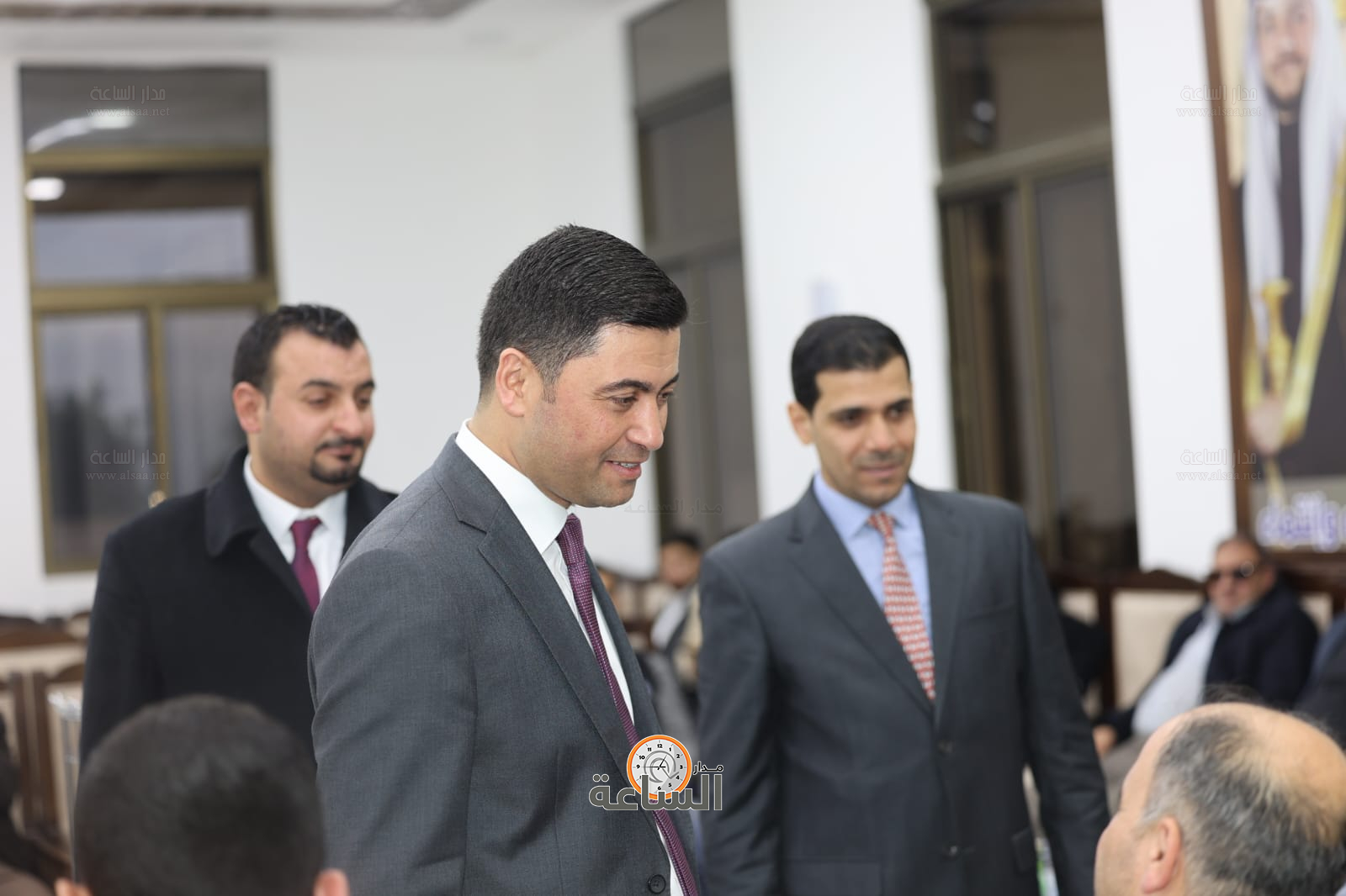 Madar Al-Saa Images 0.8745961394249764