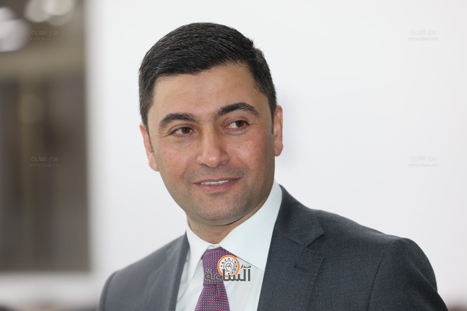 Madar Al-Saa Images 0.9974296369040003