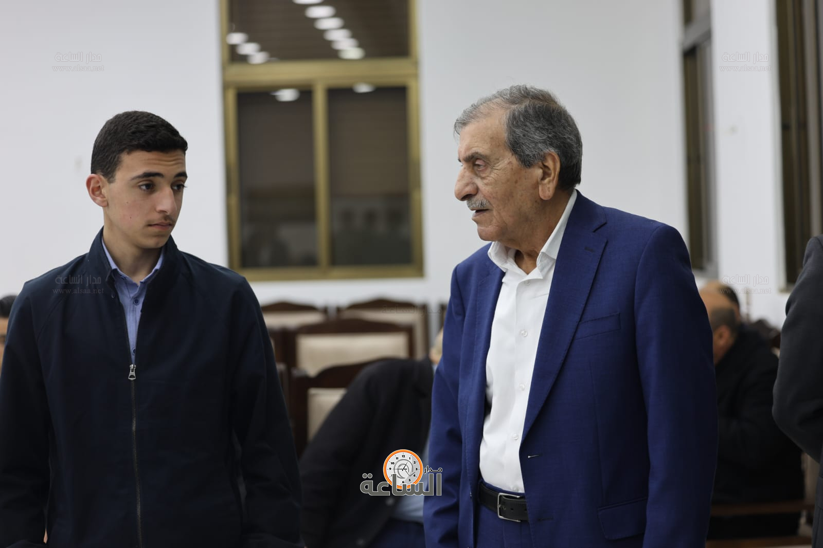 Madar Al-Saa Images 0.9146723305327635