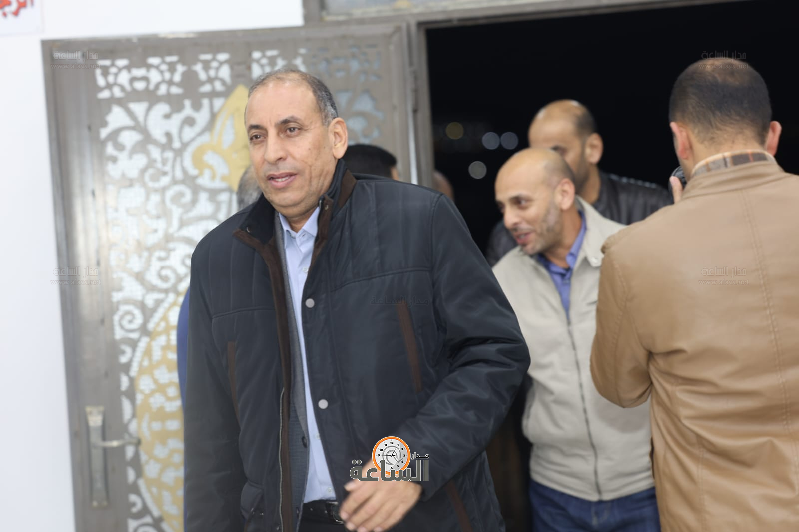 Madar Al-Saa Images 0.5048853077040825