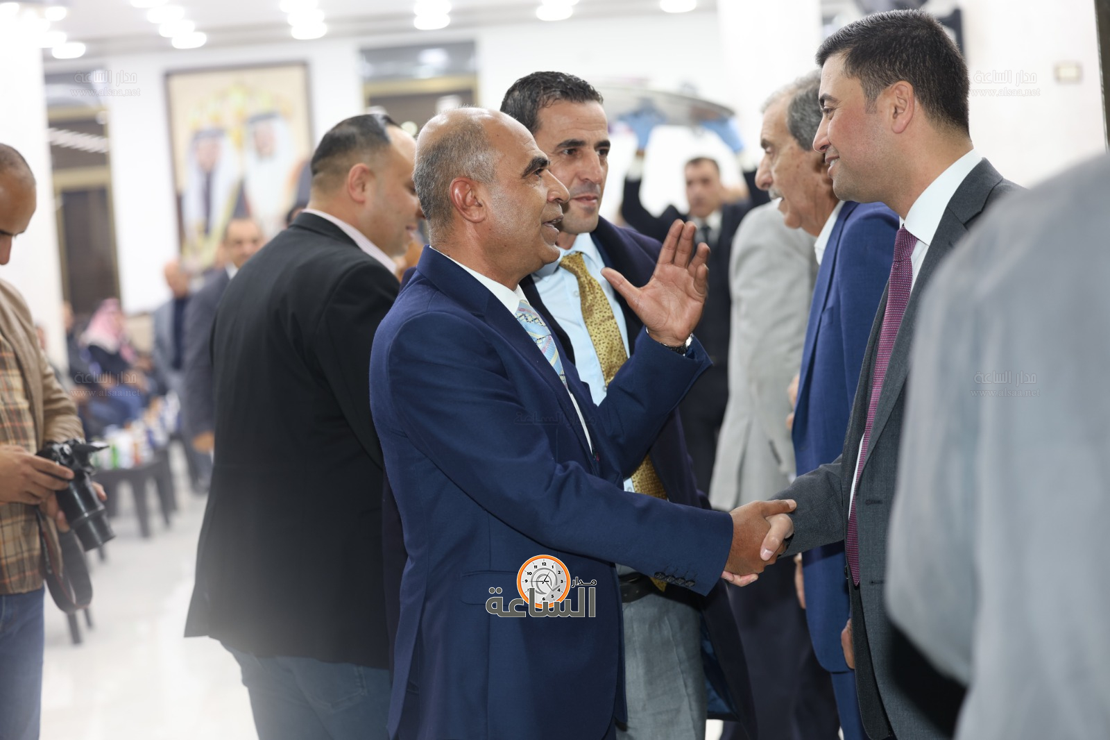 Madar Al-Saa Images 0.6298085473471237