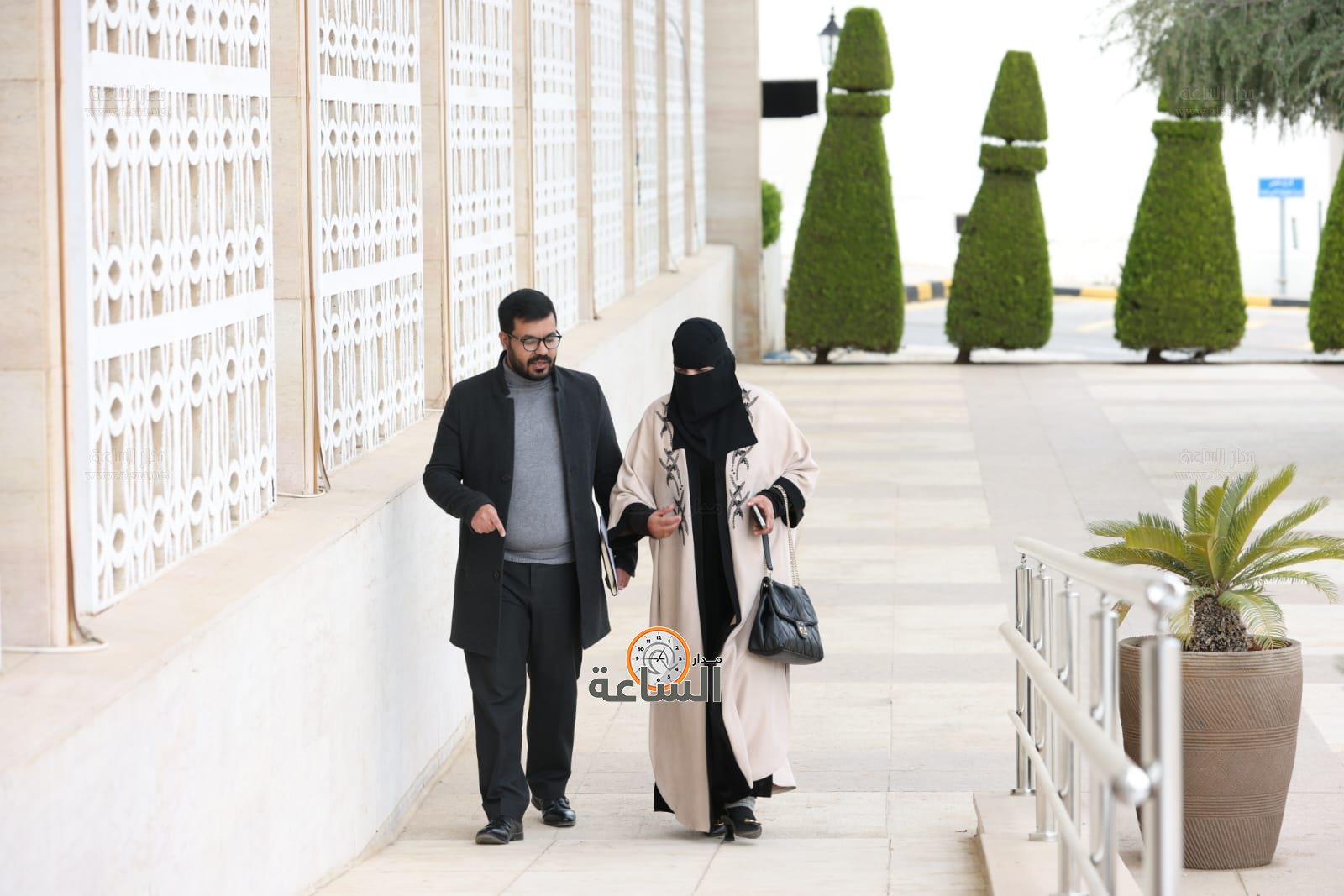 Madar Al-Saa Images 0.8970445812355908