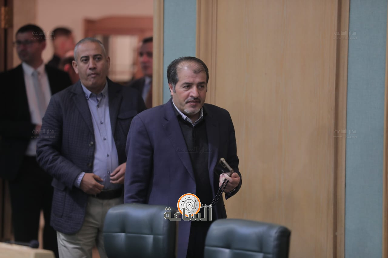 Madar Al-Saa Images 0.45178550974539755